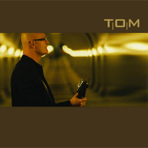 Listen to Blue Sunday song with lyrics from Tom