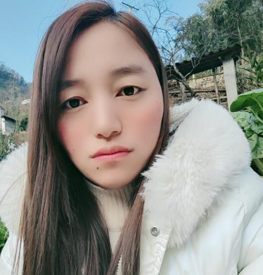 李奇芬
