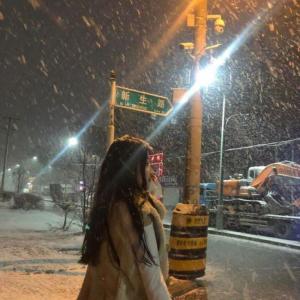 ดาวน์โหลดและฟังเพลง suzume (Explicit) พร้อมเนื้อเพลงจาก Kazumi