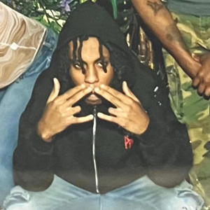 收聽Tae Porter的Buzzin' (Explicit)歌詞歌曲