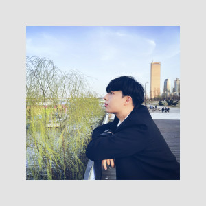 收聽Blussy的행복해질까 (Feat. Henzi)歌詞歌曲