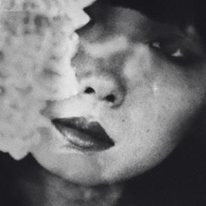 收聽yung maou的MONEY AND CIGARETTES (nine2five Remix|Explicit)歌詞歌曲