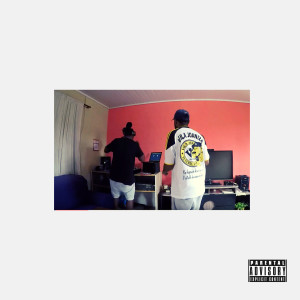 ดาวน์โหลดและฟังเพลง Golden พร้อมเนื้อเพลงจาก Dee Double Dee