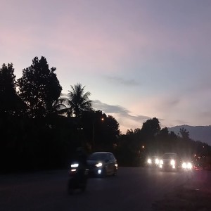 Dengarkan SPECIAL MALAM TAKBIR FULL BASA lagu dari SANOS MDR MUSIC dengan lirik