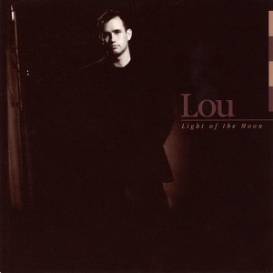 ดาวน์โหลดและฟังเพลง Light of the Moon พร้อมเนื้อเพลงจาก Lou