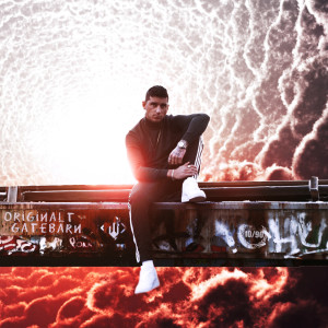 Dengarkan lagu Og3 X Nmg (feat. V4g4rd) nyanyian Klaus Perry dengan lirik