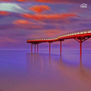 Dengarkan Sangria lagu dari AM3Y dengan lirik