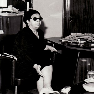 Dengarkan Ala Balad Elmahboub lagu dari Oum Kalthoum dengan lirik