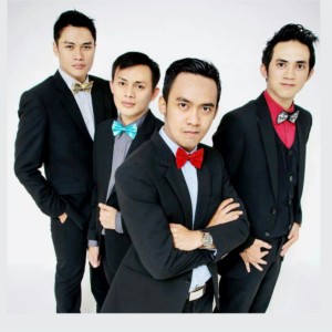 ดาวน์โหลดและฟังเพลง Biarkan Hujan พร้อมเนื้อเพลงจาก Ziyad