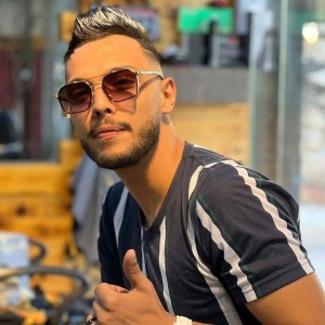 收听Cheb Mehdi的Dayerha Dra3i Lymen歌词歌曲