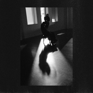 ดาวน์โหลดและฟังเพลง mortician พร้อมเนื้อเพลงจาก Qthree