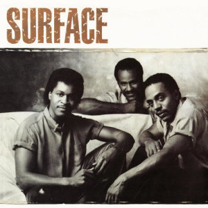 ดาวน์โหลดและฟังเพลง Happy พร้อมเนื้อเพลงจาก Surface