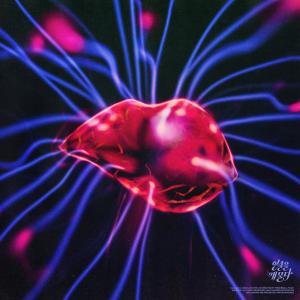 Listen to Dopamine song with lyrics from 咬住嘴唇