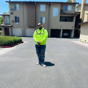 收聽USO ROB的Tonight (NEW TRACK)歌詞歌曲