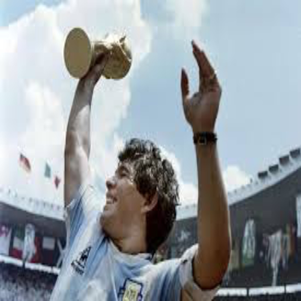 DIEGUITO VOLVES (Himno A Maradona)