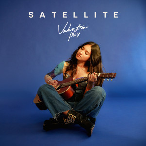 Valentina Ploy的專輯Satellite