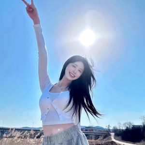 아츠 (A:rth)的专辑늦어서 미안해
