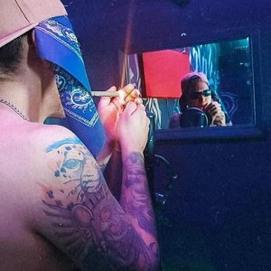 收聽Mariox joint的Solitario歌詞歌曲