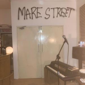 收聽LEX FRANSCHE的MARE STREET (feat. Yellow Days)歌詞歌曲