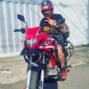 ดาวน์โหลดและฟังเพลง Digital Influencer (Explicit) พร้อมเนื้อเพลงจาก Mc Tos