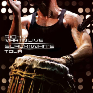收聽Ricky Martin的Tu Recuerdo (Black & White Tour Version)歌詞歌曲