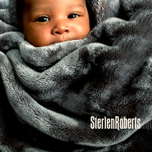 ดาวน์โหลดและฟังเพลง Keep Up (Explicit) พร้อมเนื้อเพลงจาก Sterlen Roberts