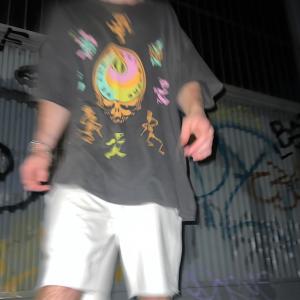 收聽caiburns的envy* (Explicit)歌詞歌曲