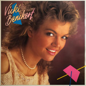 收聽Vicki Benckert的Det gäller livet eller ingenting歌詞歌曲
