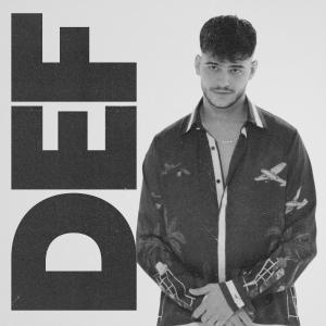 Dengarkan lagu Def (Explicit) nyanyian Liri Tahiri dengan lirik