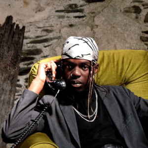 Listen to Aucun Bruit song with lyrics from Weimar