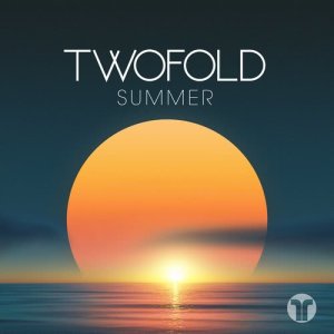 Dengarkan lagu Summer nyanyian Twofold dengan lirik