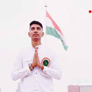 Deepak Arora的專輯Mera Pyara Desh (feat. Sodhistyle Music & LIL RDS)