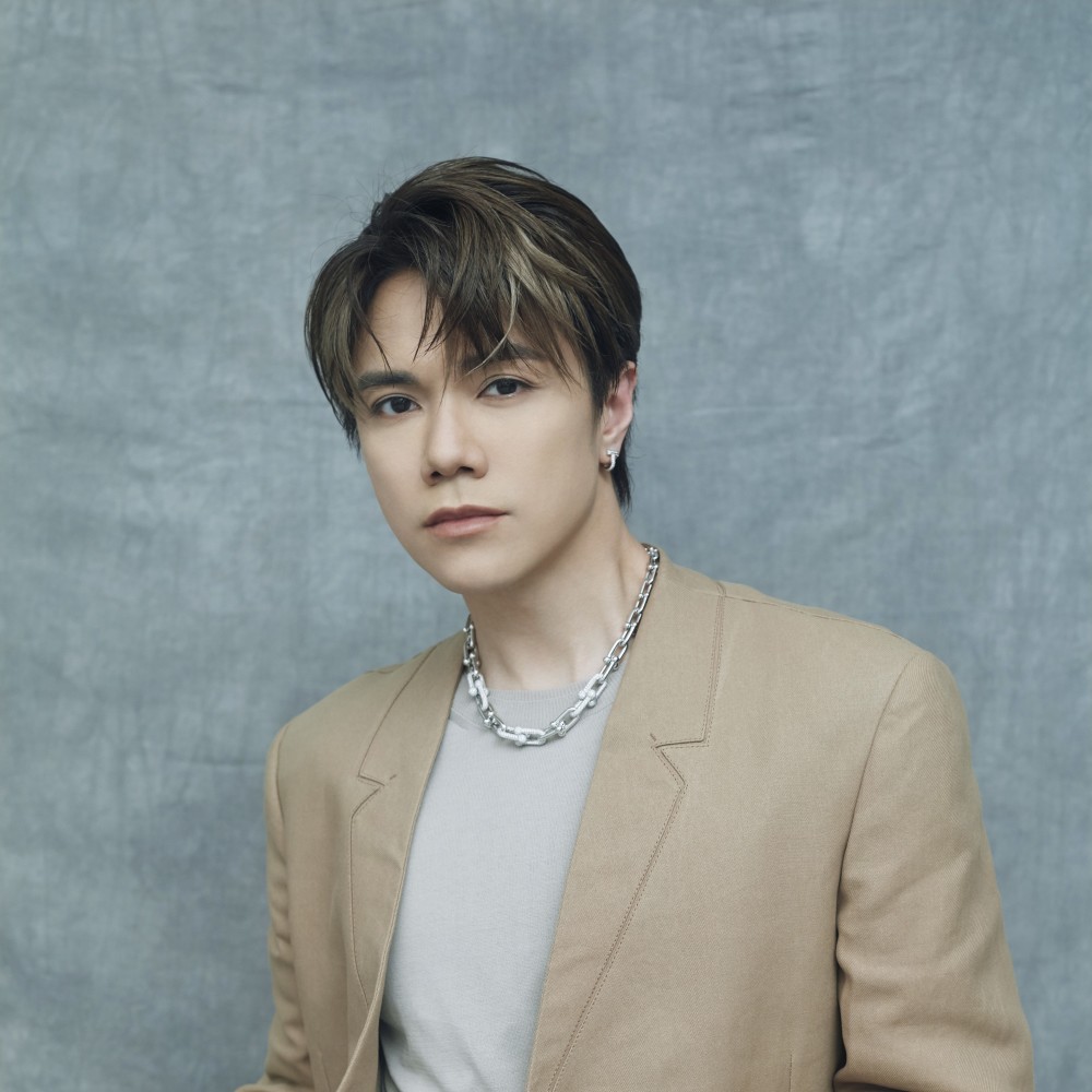 Hins Cheung