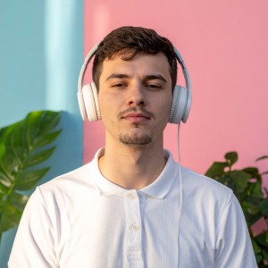 default playlist img