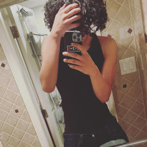 收聽h9llywood的jumpin off a jet *hosted by cashamir* (feat. 1end) (Explicit)歌詞歌曲