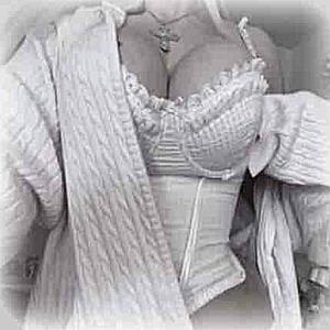 ดาวน์โหลดและฟังเพลง rosary *crucifix shawties* #angelgurlz (Explicit) พร้อมเนื้อเพลงจาก KidSnorlax