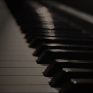 25 Piano Pieces for an Intimate Valentine's Ambience