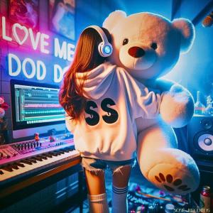Listen to Love Me Do Do Do song with lyrics from Salomon