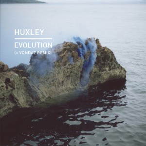Dengarkan lagu Evolution (VONDA7 Lights On Remix) nyanyian Huxley dengan lirik