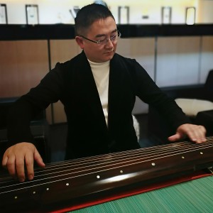 Listen to 大成之光 song with lyrics from 姚中译