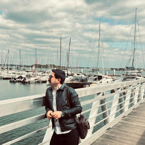 收聽Hozan Reşo的Ez Yateme lawo歌詞歌曲