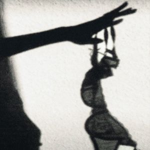 Listen to голой (Explicit) song with lyrics from Rogeş
