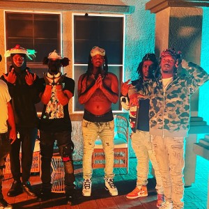 default playlist img