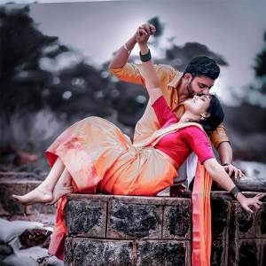 收听Babul Suprio的Amr Ai chokh diye Prithibir Sob Alo  (Original)歌词歌曲