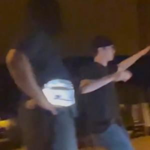 ดาวน์โหลดและฟังเพลง quiz (Explicit) พร้อมเนื้อเพลงจาก 3vilangel