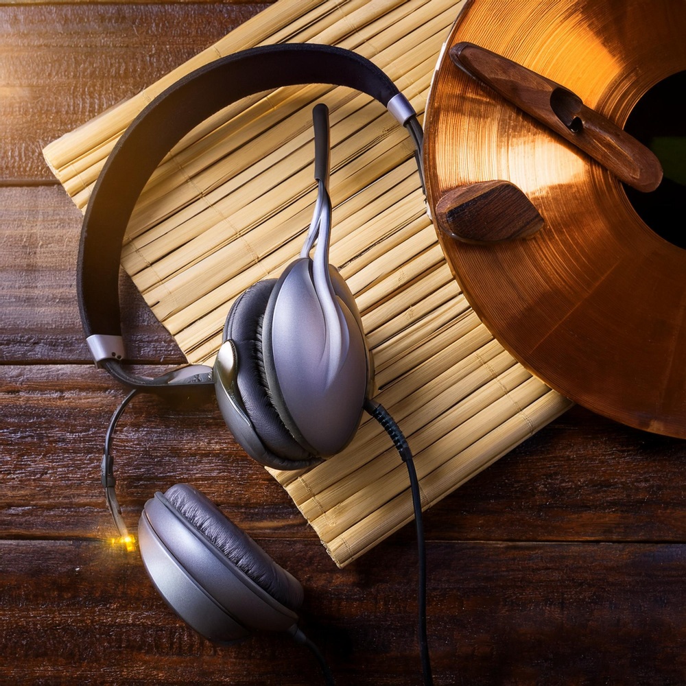 Harmonic Relaxation Beats