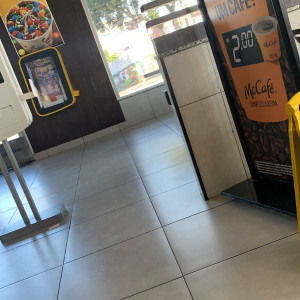 ดาวน์โหลดและฟังเพลง Nerfar พร้อมเนื้อเพลงจาก meninofroze arquivado