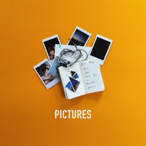 ดาวน์โหลดและฟังเพลง Pictures พร้อมเนื้อเพลงจาก Blanks