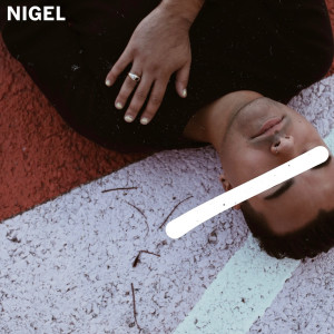 Dengarkan Simple Years lagu dari NIGEL dengan lirik