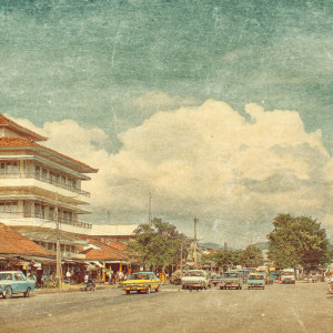 ดาวน์โหลดและฟังเพลง Shuffle พร้อมเนื้อเพลงจาก Korey Wade